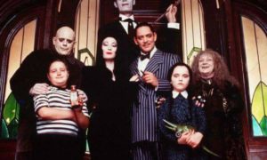 La Famiglia Addams potrebbe essere la prima serie tv di Tim Burton, che vuole andare sul sicuro